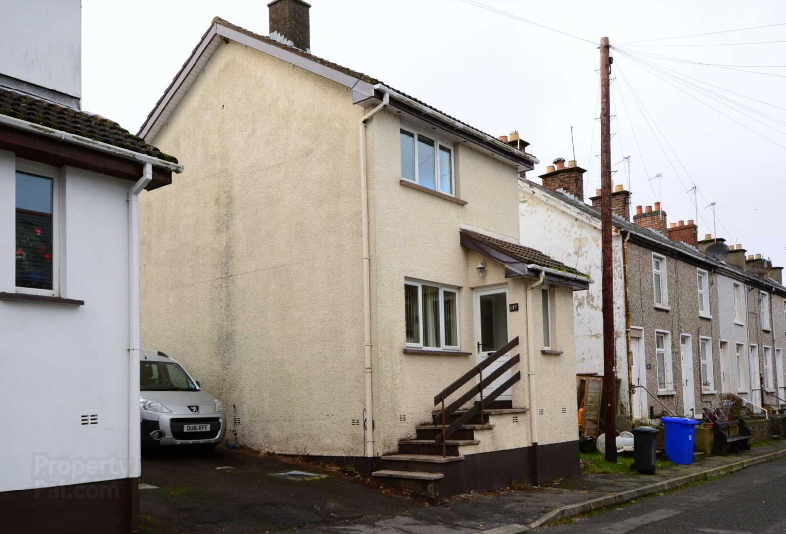 17c Meadowbank Avenue 1 of 15