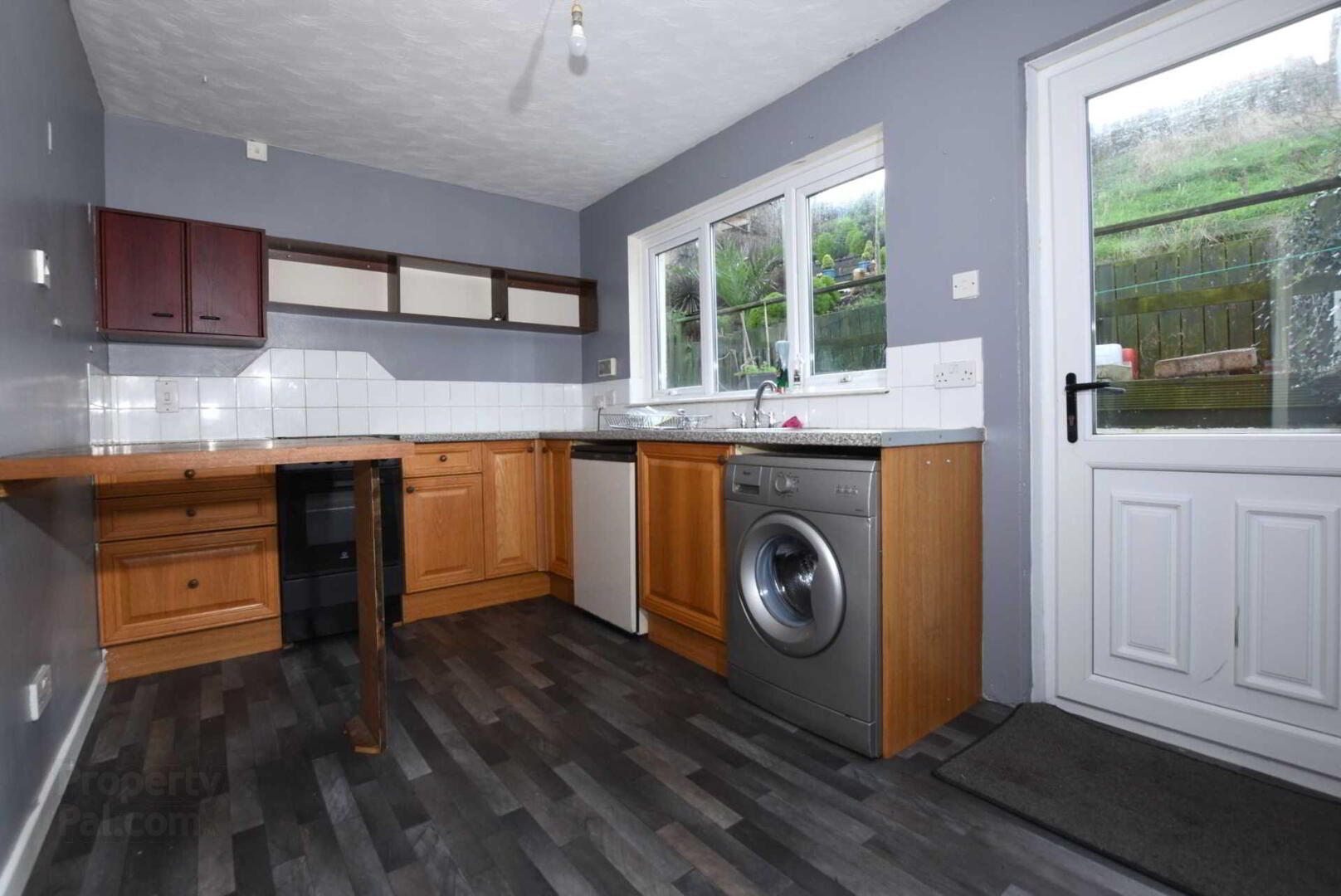 17c Meadowbank Avenue 5 of 15