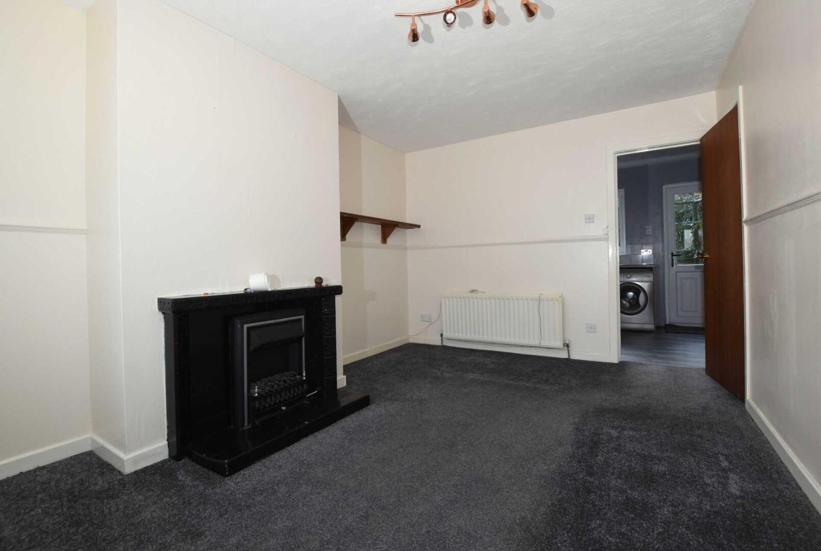 17c Meadowbank Avenue 4 of 15