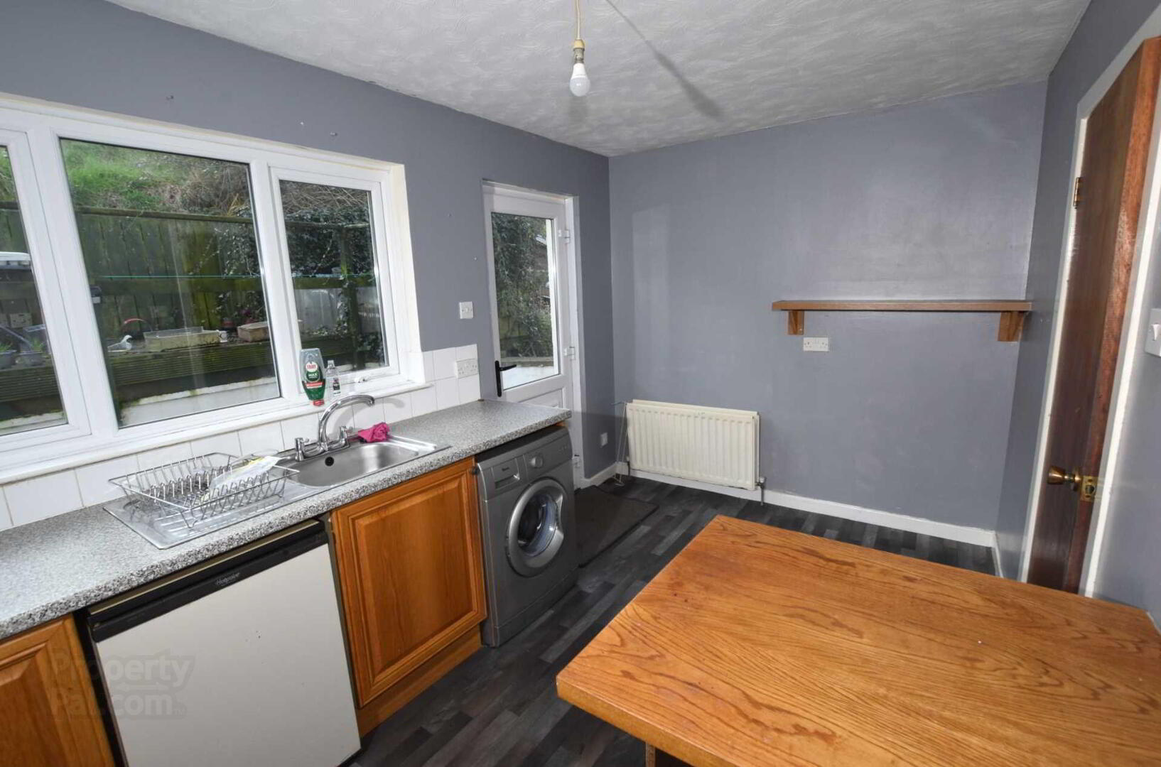 17c Meadowbank Avenue 8 of 15