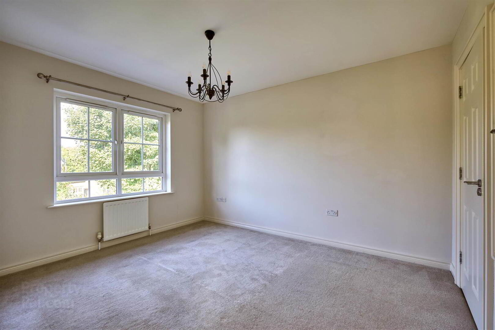 8 Millmount Village Crescent 12 of 17