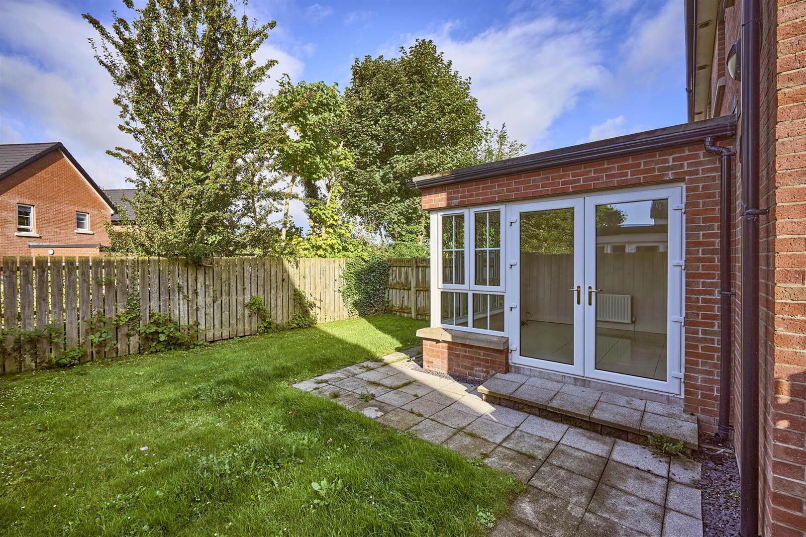 8 Millmount Village Crescent 17 of 17