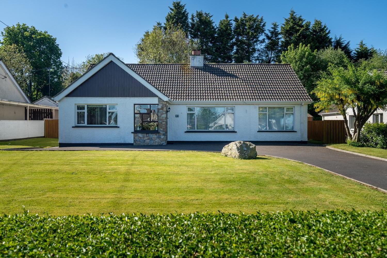 11 Ashgrove Park 1 of 32