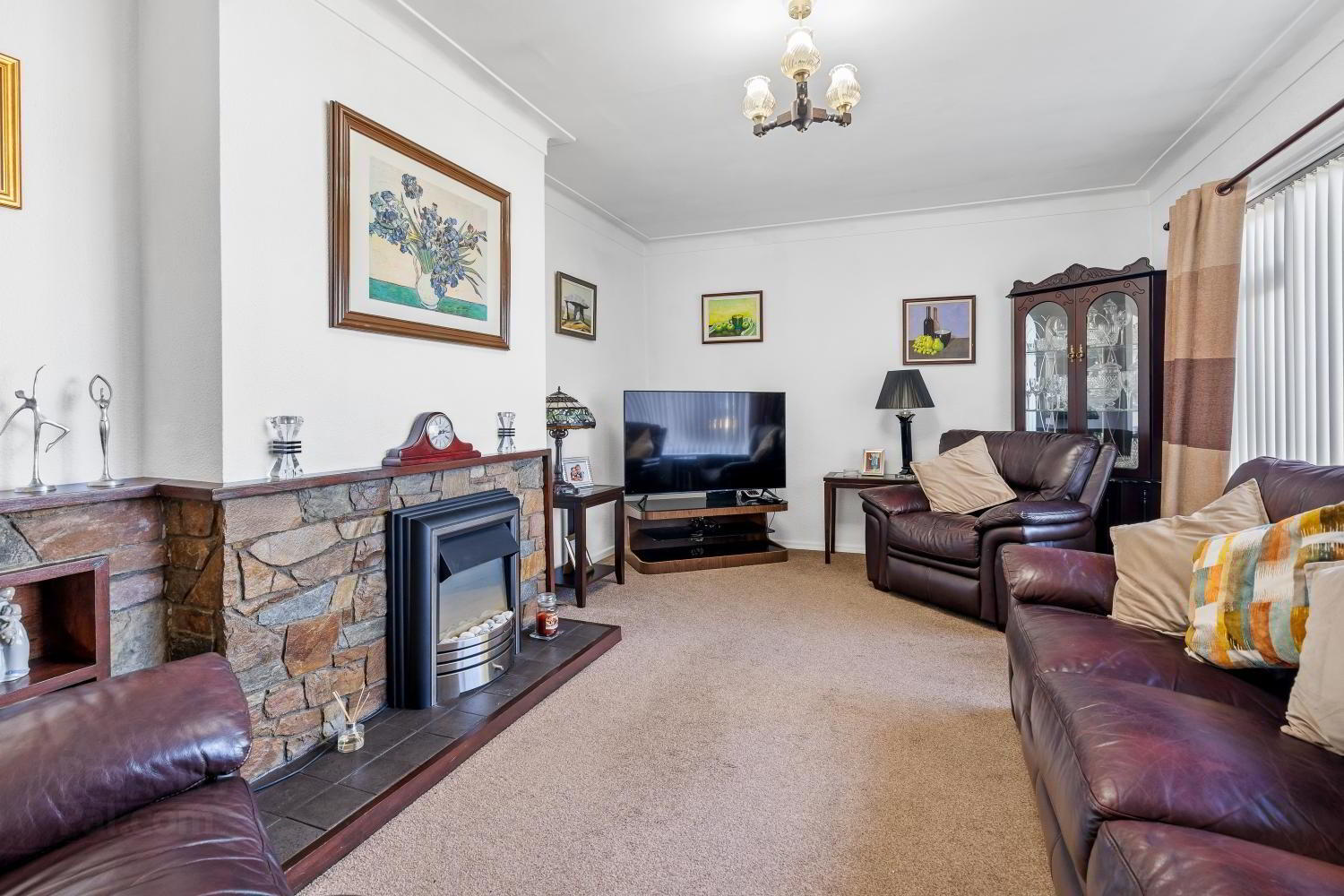 11 Ashgrove Park 15 of 32