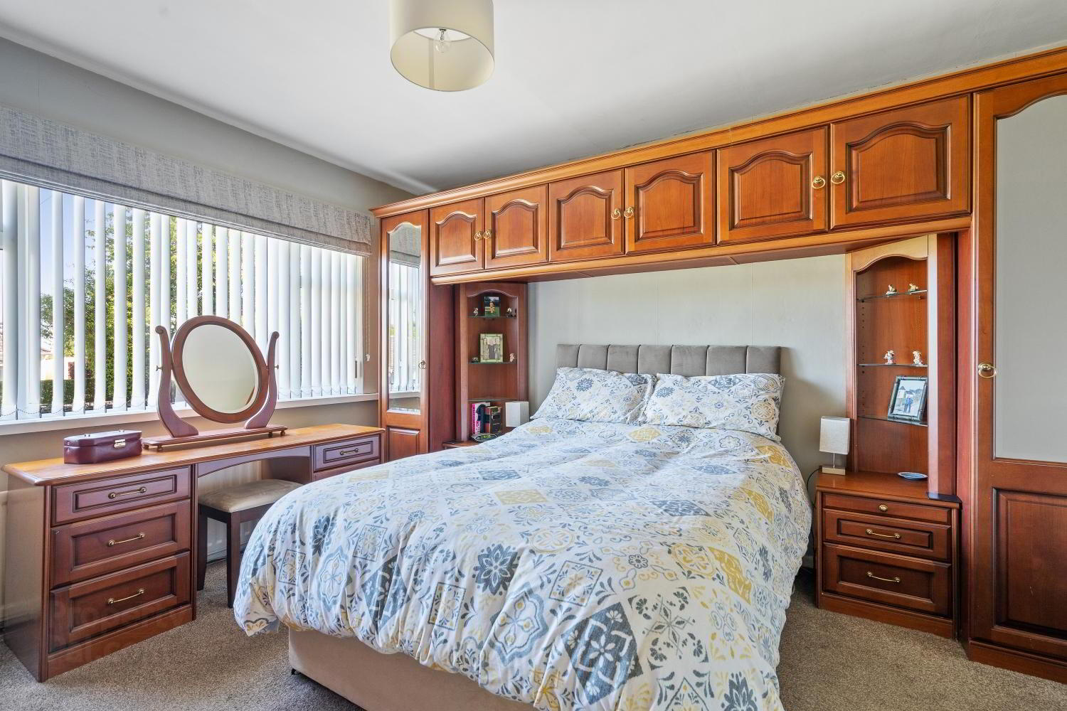 11 Ashgrove Park 28 of 32