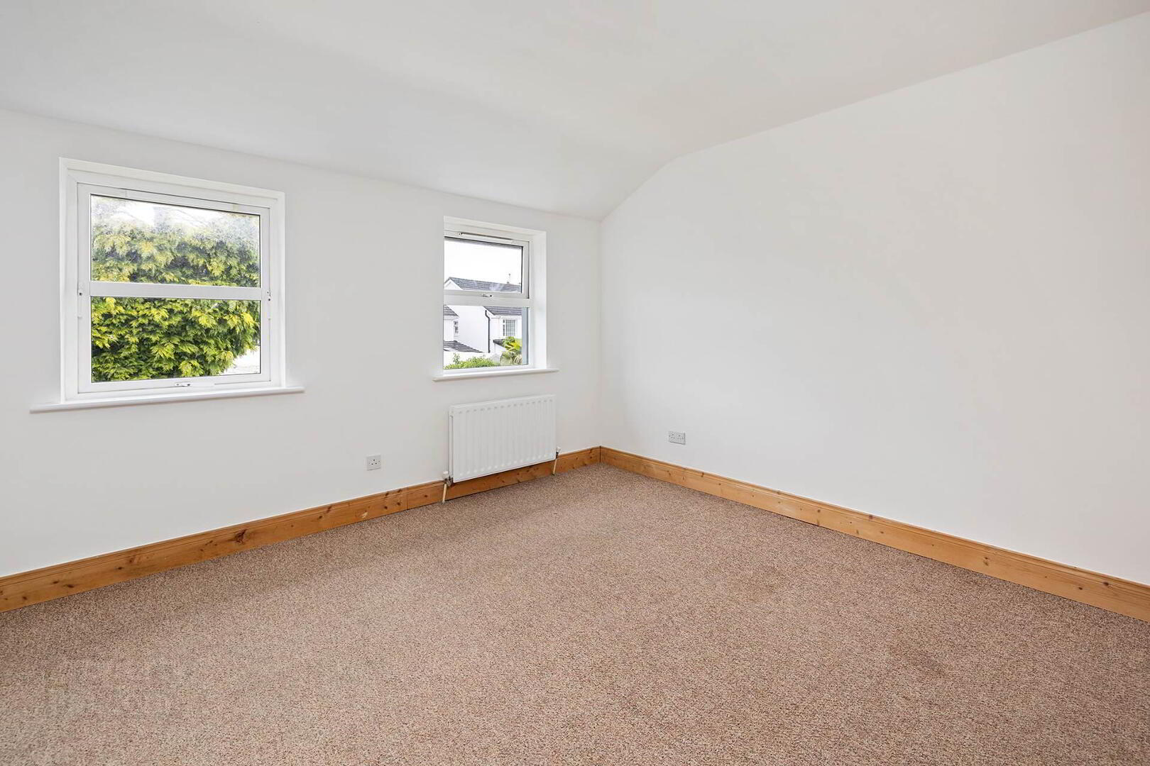 63 Courtown Park 20 of 32
