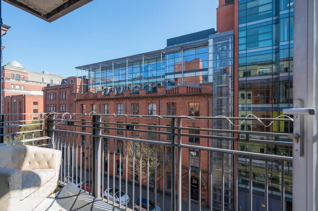 510 Margaretta Plaza, 81 Adelaide Street 1 of 16