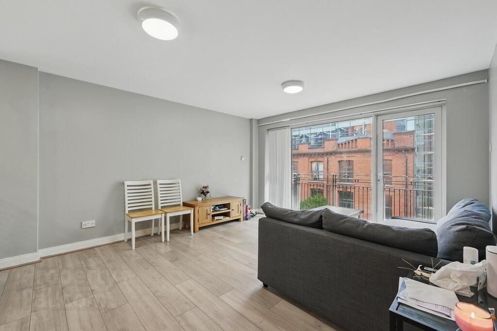 510 Margaretta Plaza, 81 Adelaide Street 7 of 16