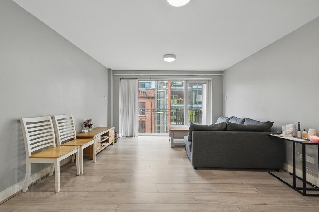 510 Margaretta Plaza, 81 Adelaide Street 6 of 16