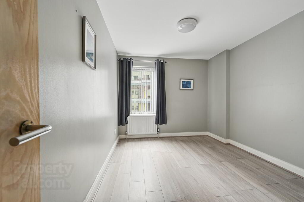 510 Margaretta Plaza, 81 Adelaide Street 15 of 16
