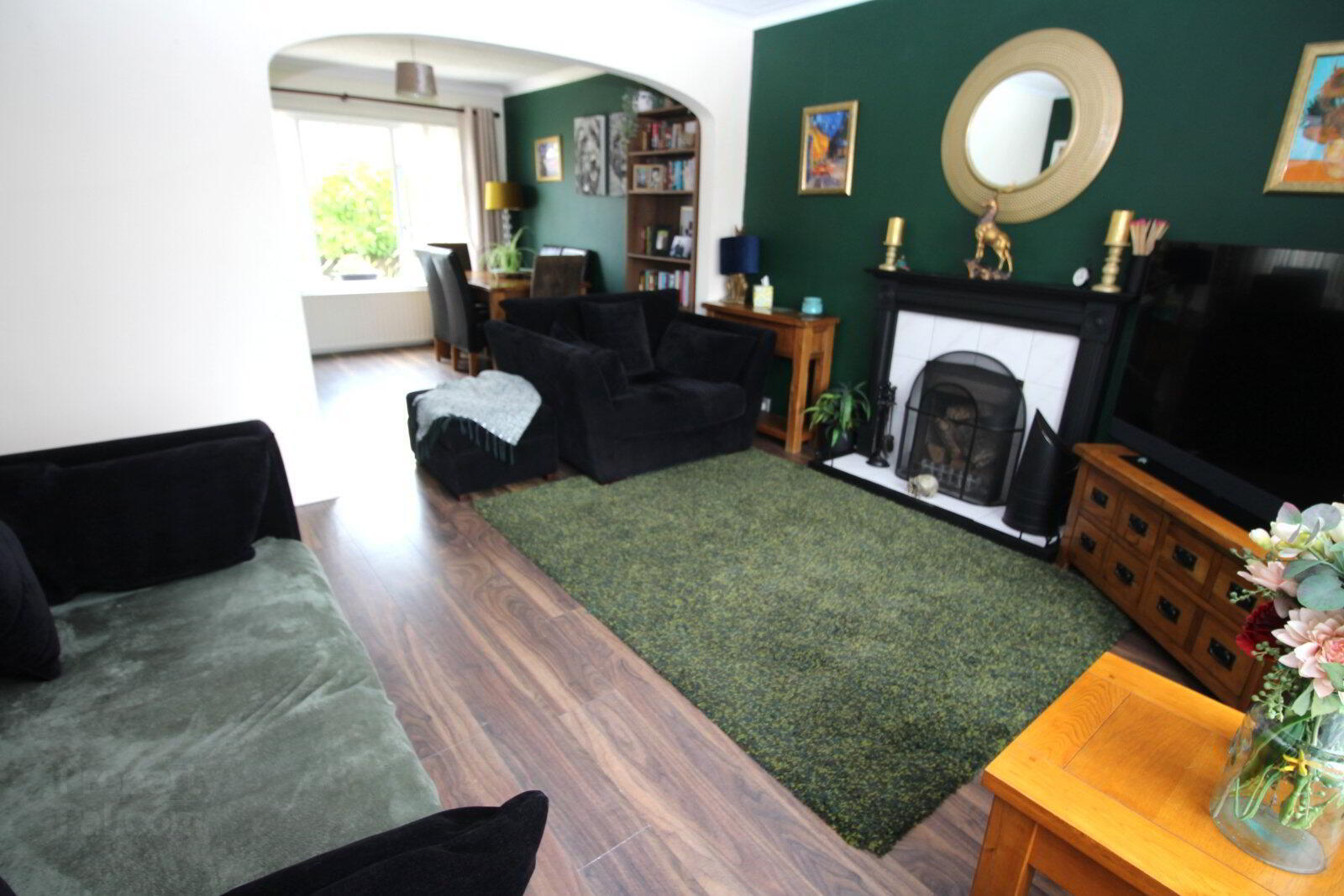 property description image