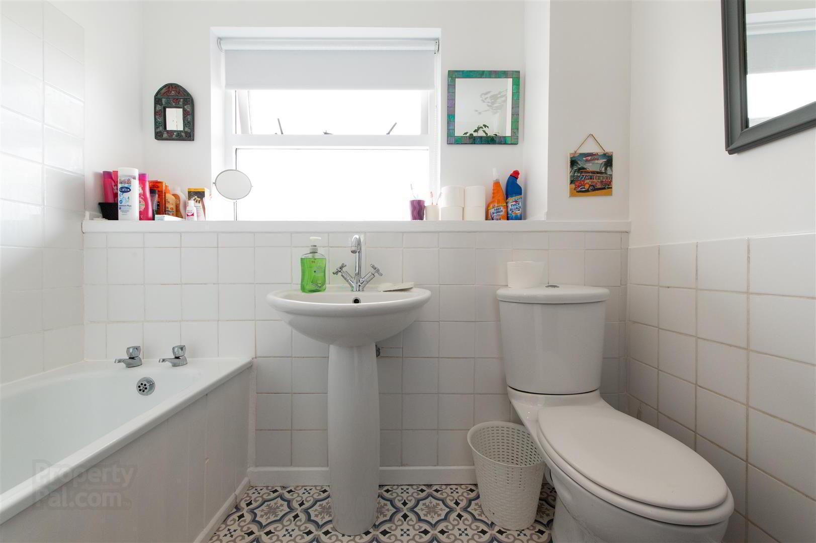 6 St. Dympnas Avenue 17 of 22