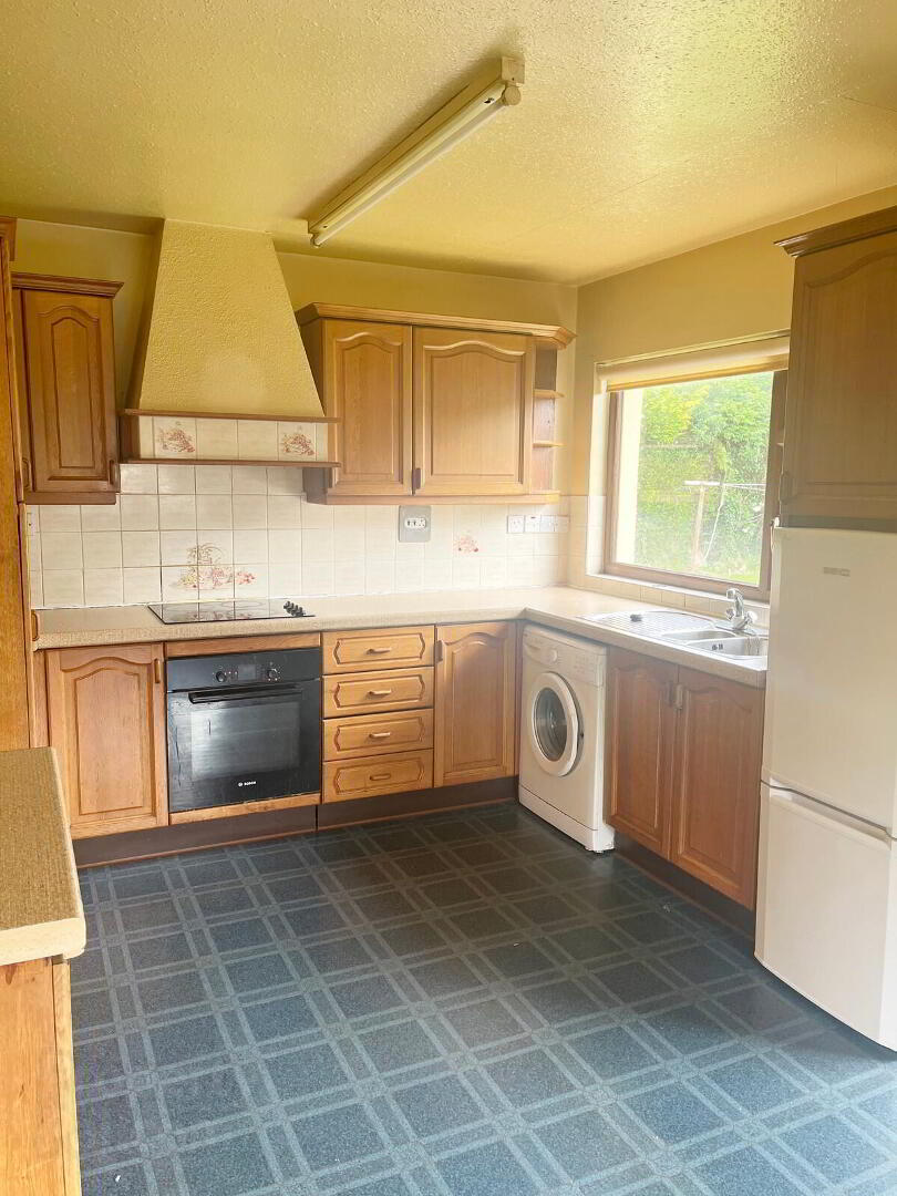 33 Lattone Road 3 of 10
