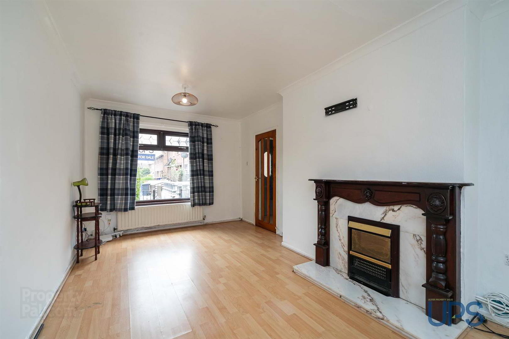 18 Andersonstown Grove 5 of 23