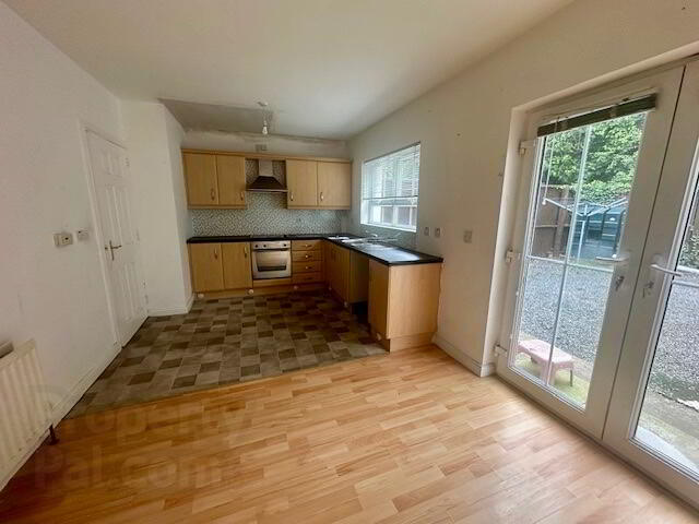 15 Dun Eden Grove 4 of 8