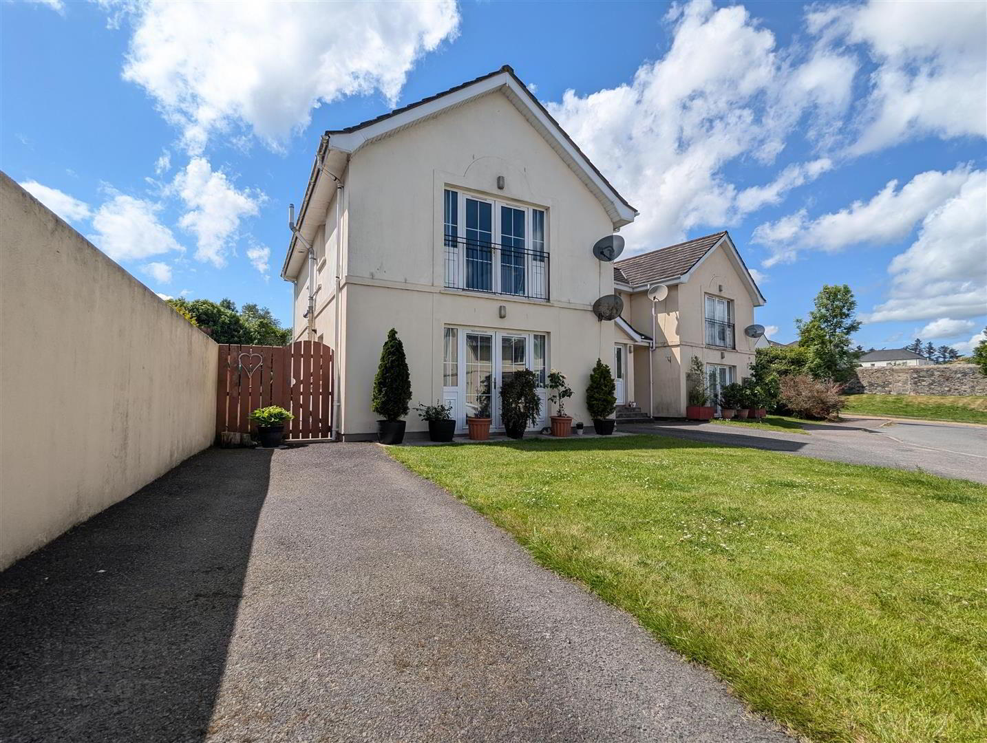 property description image