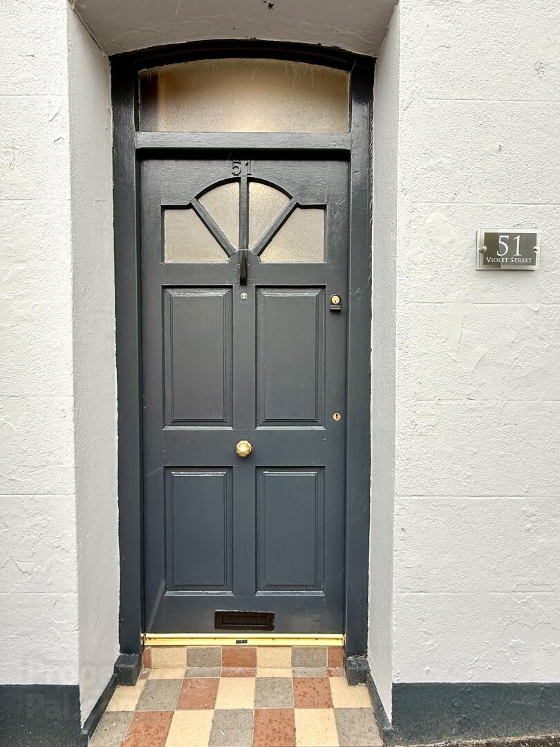 51 Violet Street 3 of 32