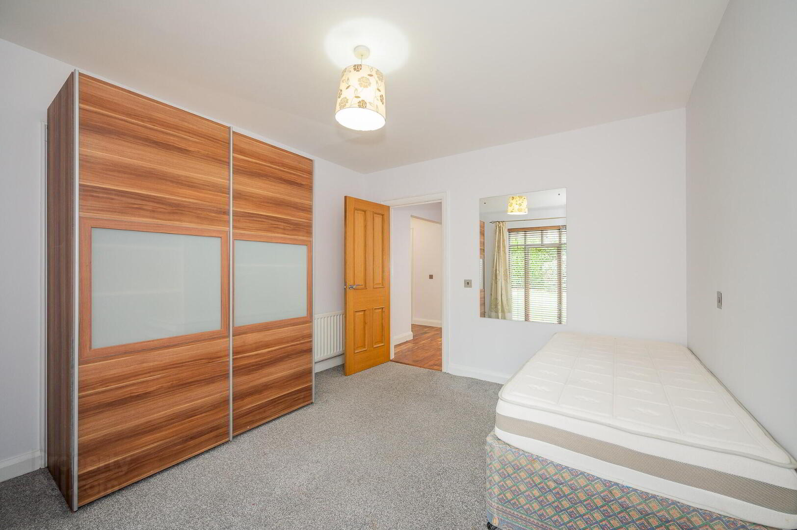 Apt 3 Balmoral Manor, 78 Balmoral Avenue 16 of 20