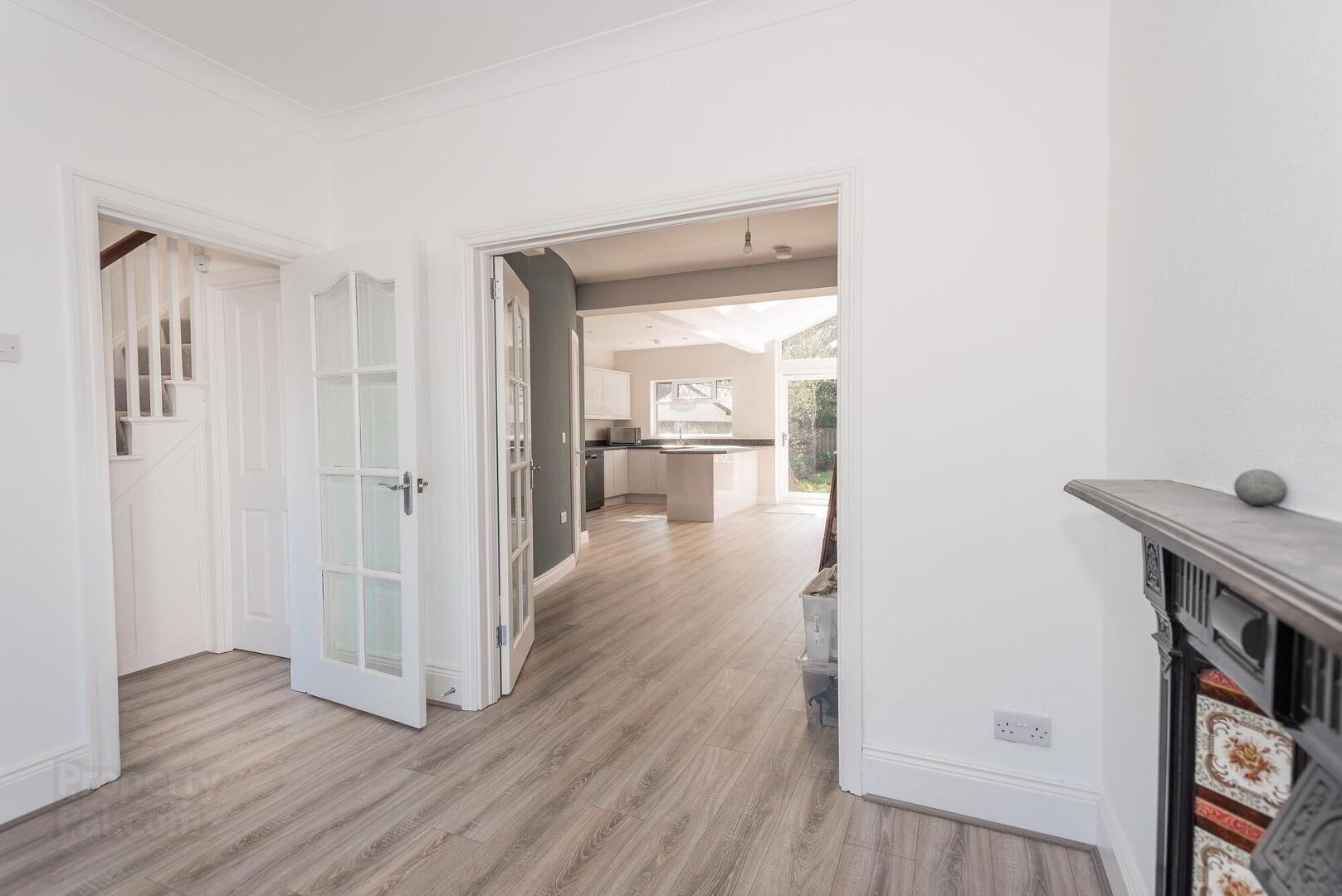 46 Upper Lisburn Road 4 of 15