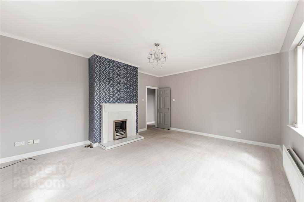 Apt 35, Lagmore Glen 8 of 21