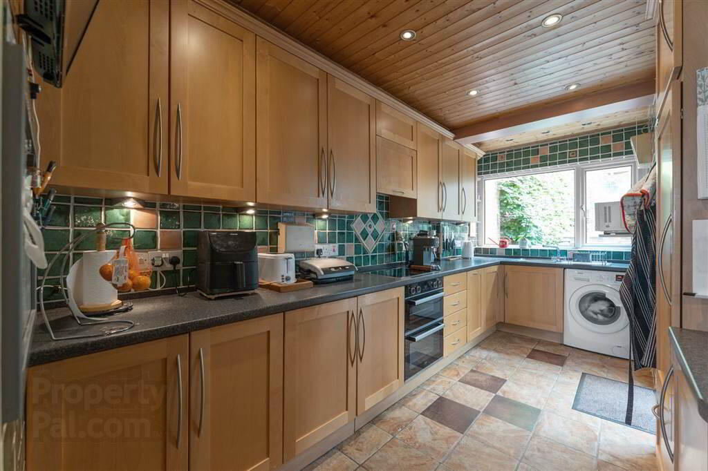 40 Beechgrove Avenue 10 of 24