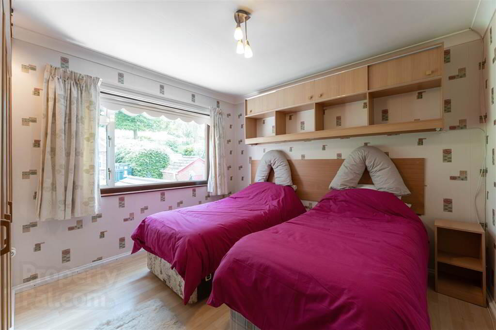 40 Beechgrove Avenue 13 of 24