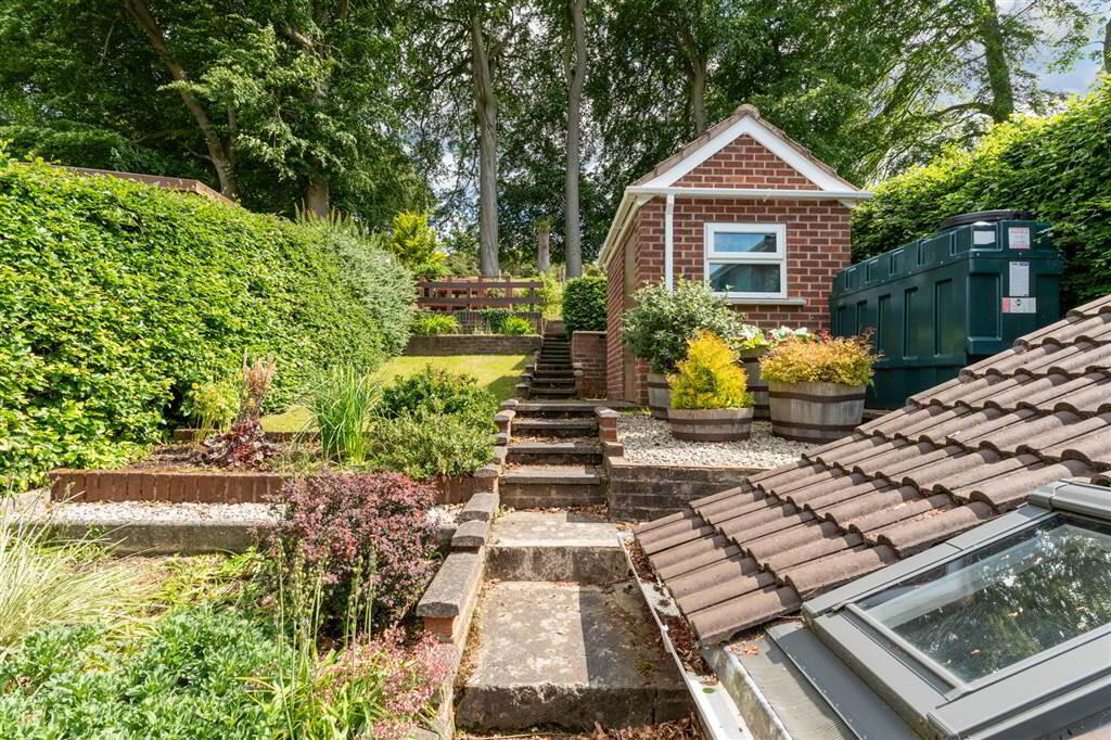 40 Beechgrove Avenue 19 of 24