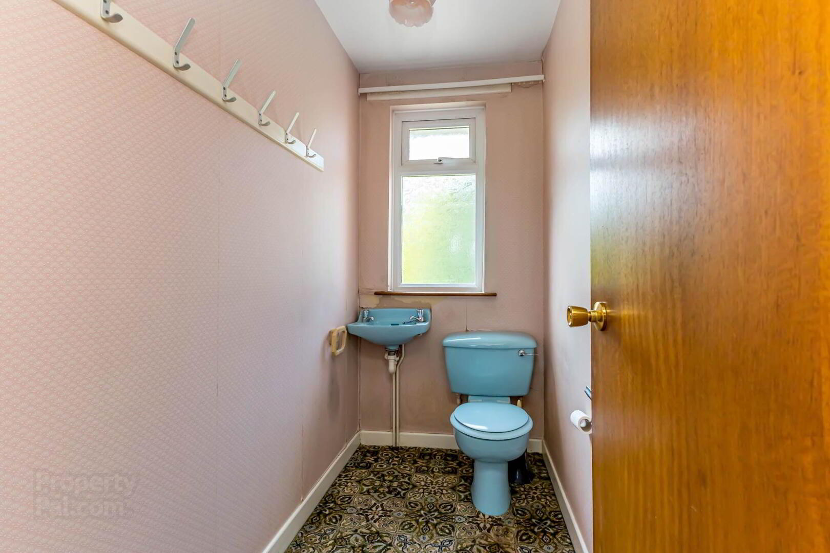 4 Coniston Road 12 of 24