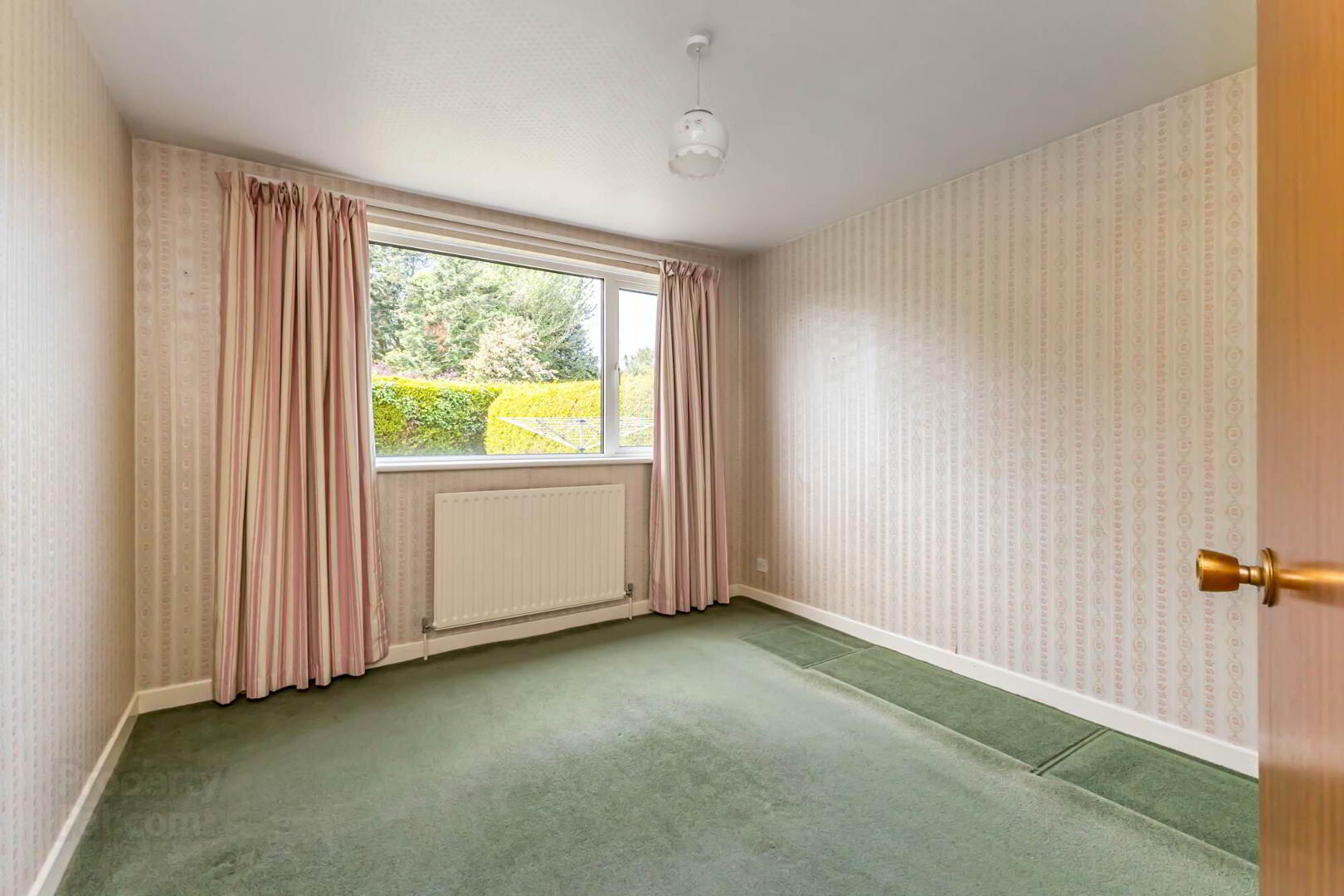 4 Coniston Road 13 of 24