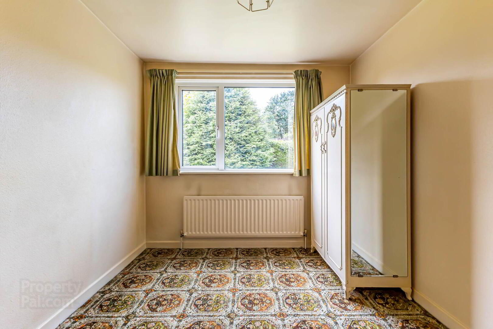 4 Coniston Road 14 of 24