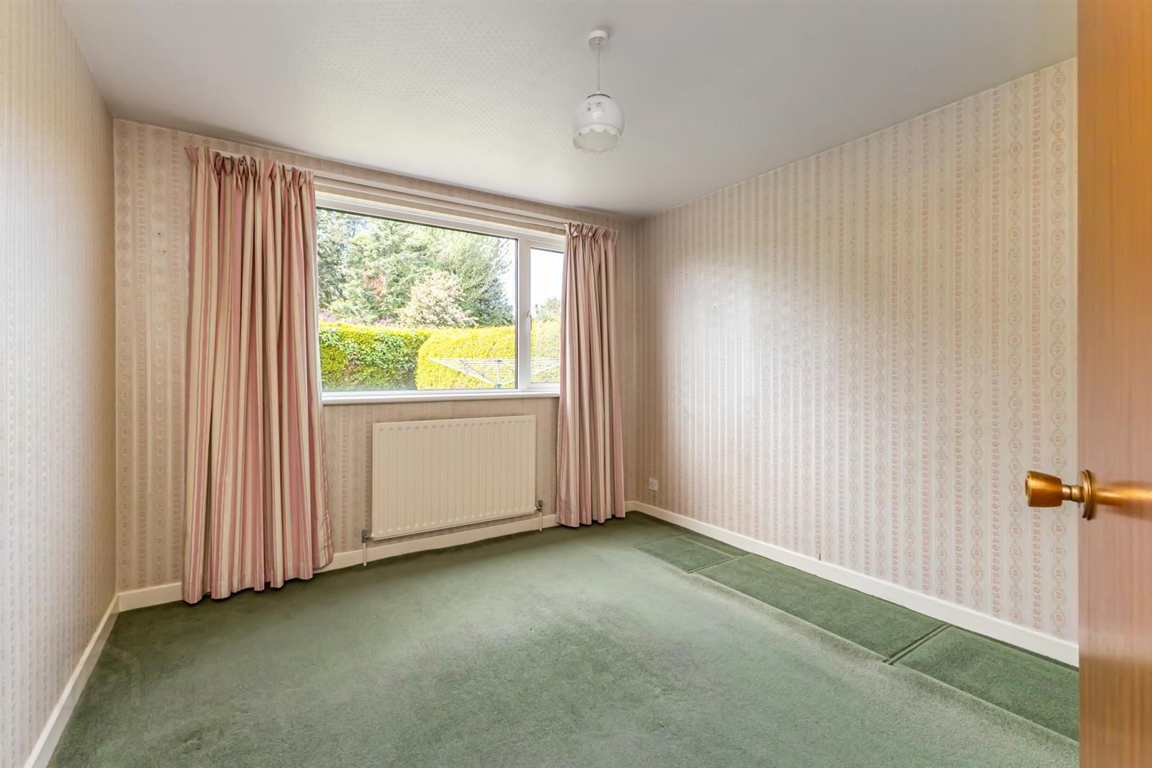 4 Coniston Road 13 of 24