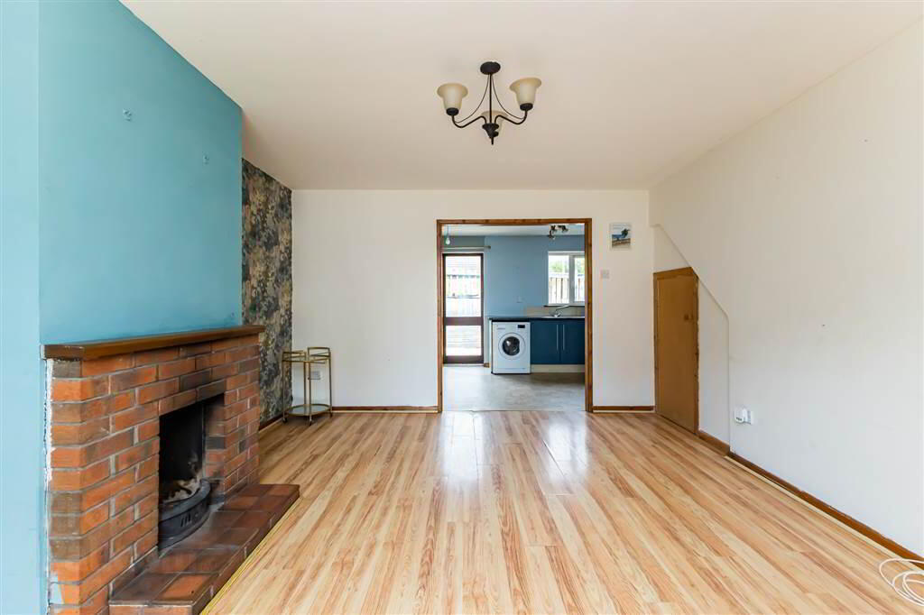 69 Meadowvale Crescent 5 of 21