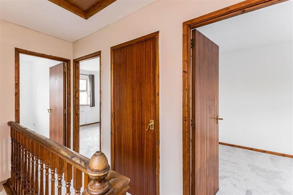 69 Meadowvale Crescent 11 of 21
