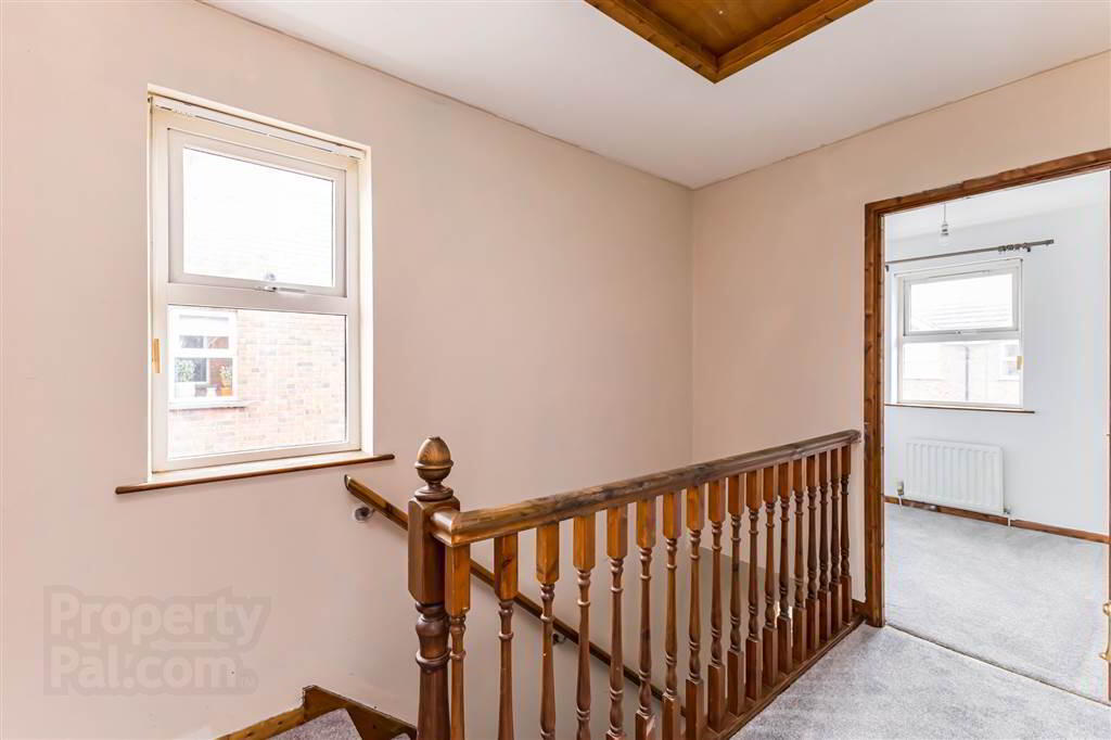 69 Meadowvale Crescent 10 of 21