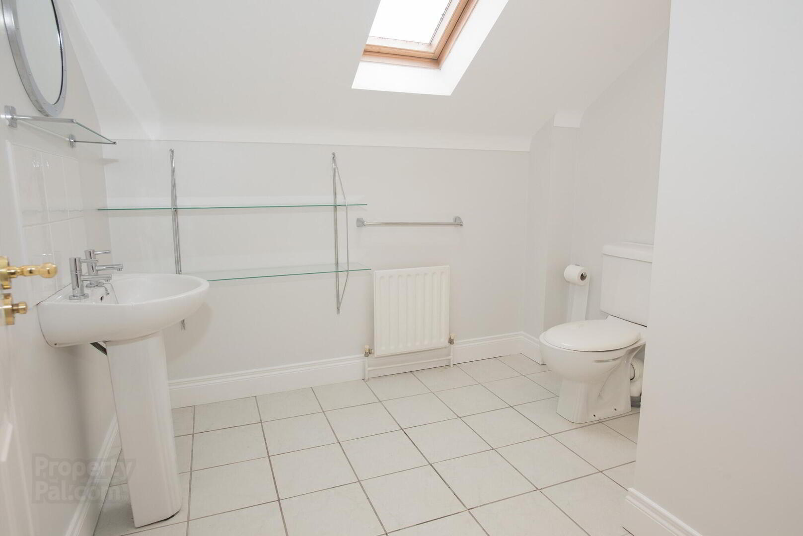 Apt 12 Myrtlefield Manor, 1 Myrtlefield Park 13 of 15