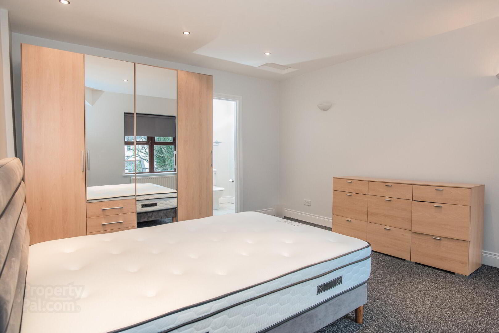 Apt 12 Myrtlefield Manor, 1 Myrtlefield Park 8 of 15