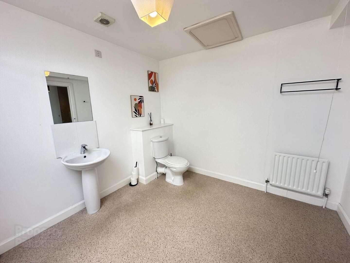 Apt 11, Odessa Street 15 of 17