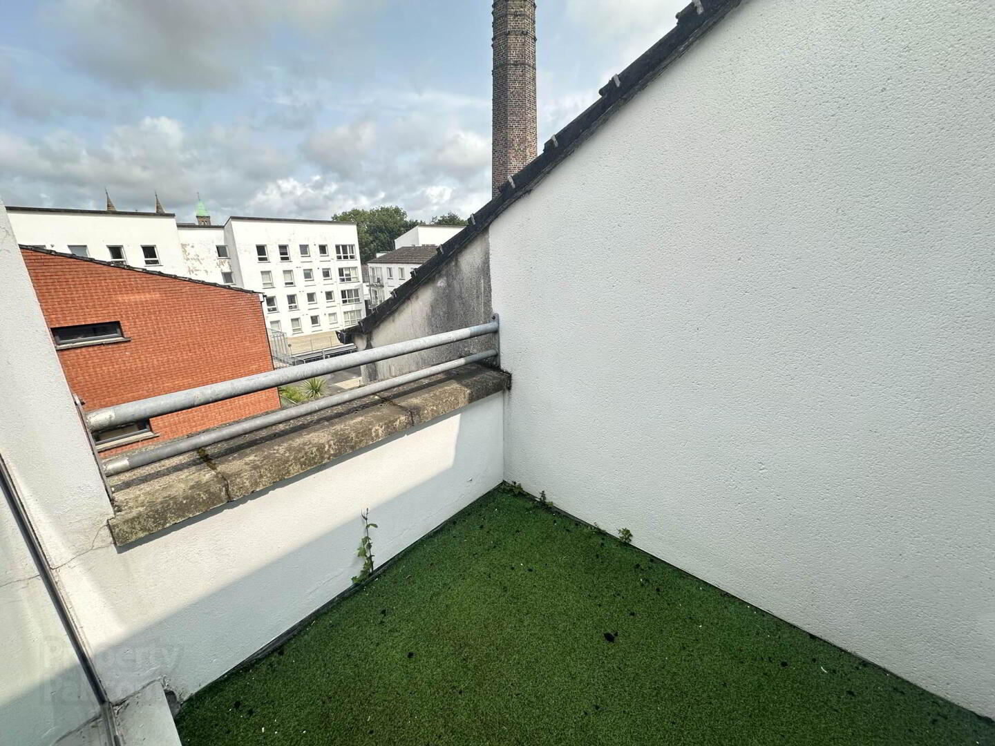 Apt 11, Odessa Street 17 of 17
