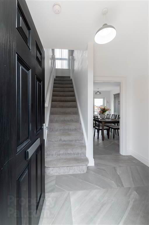 33 Castlegowan Place 6 of 48