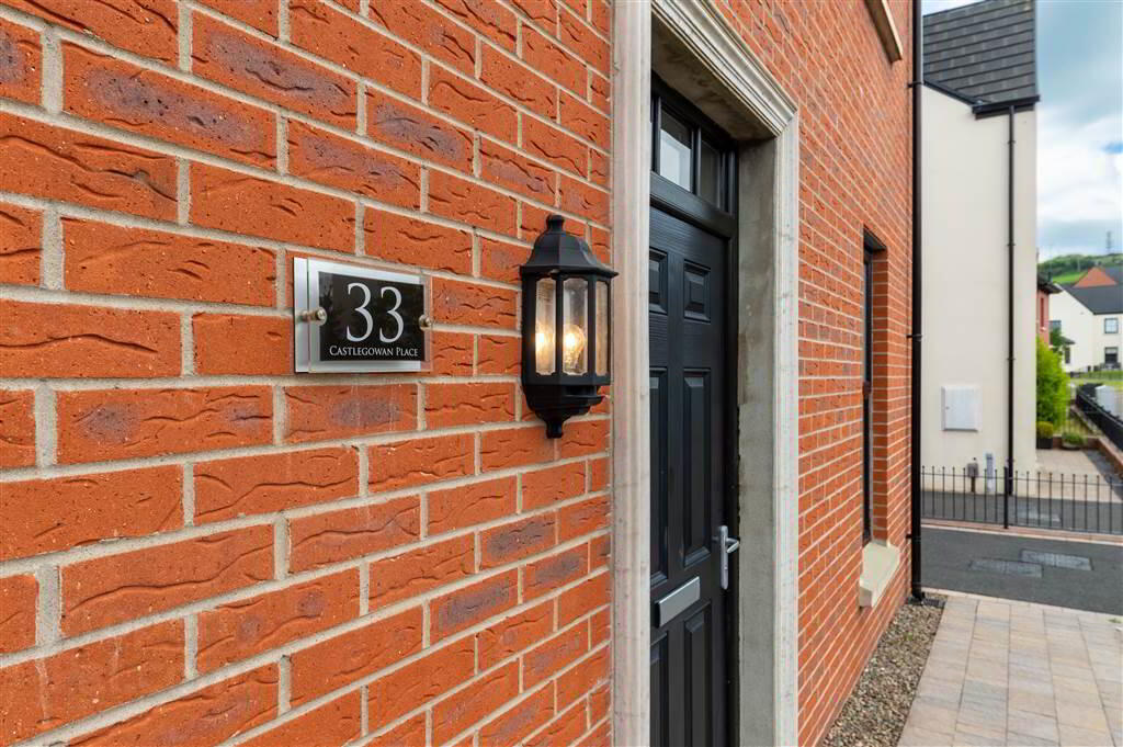 33 Castlegowan Place 5 of 48