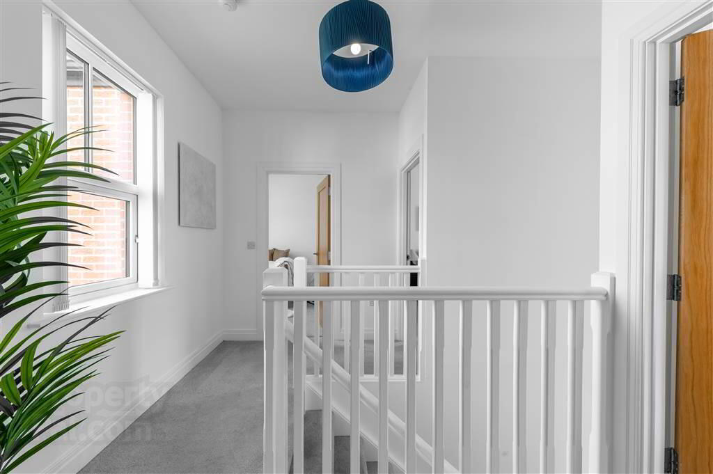 33 Castlegowan Place 27 of 48