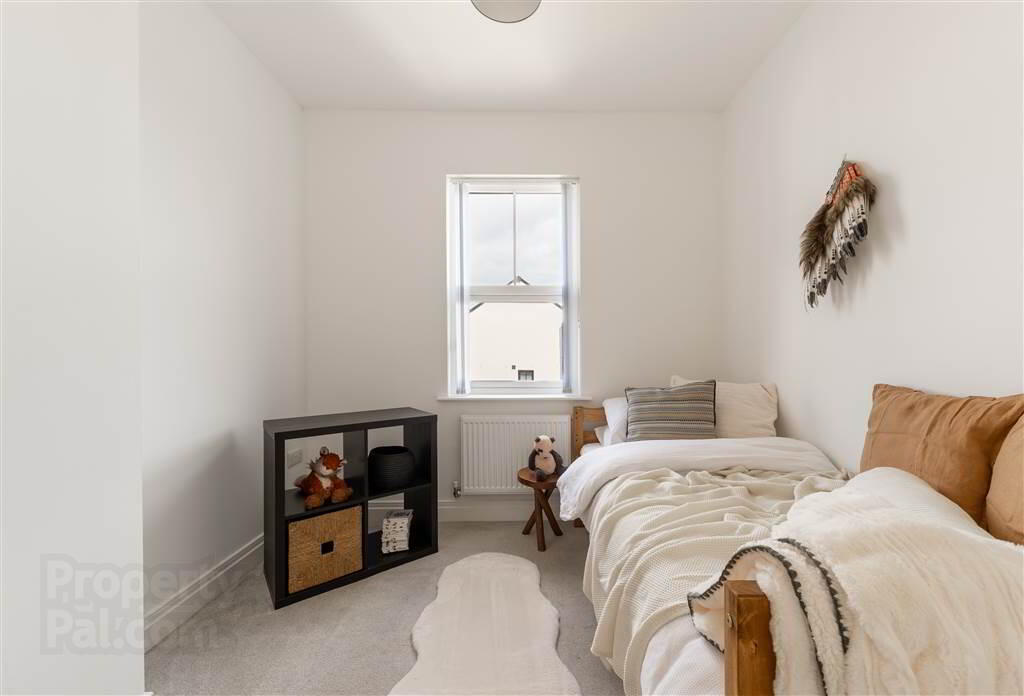 33 Castlegowan Place 37 of 48