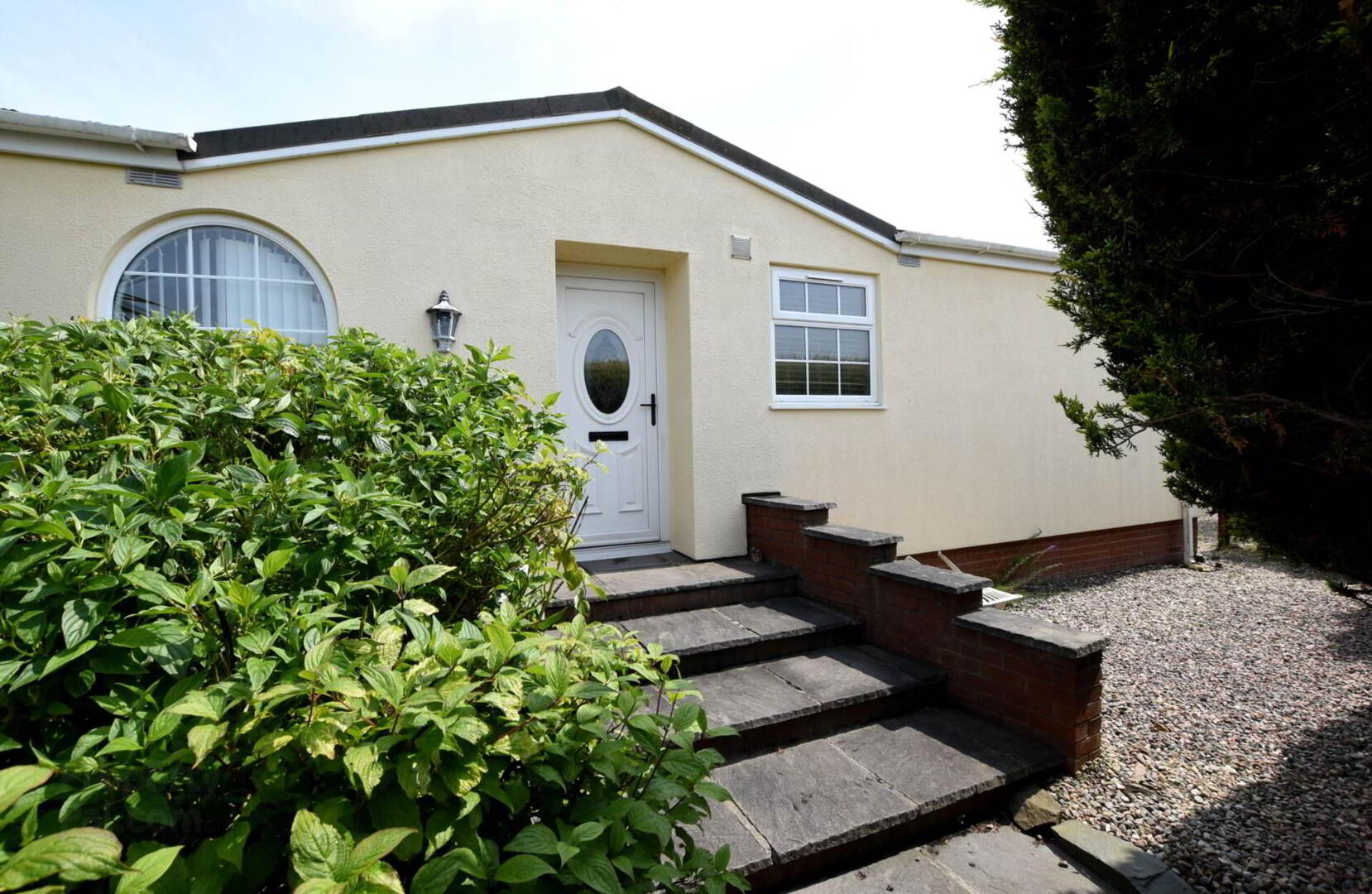 property description image