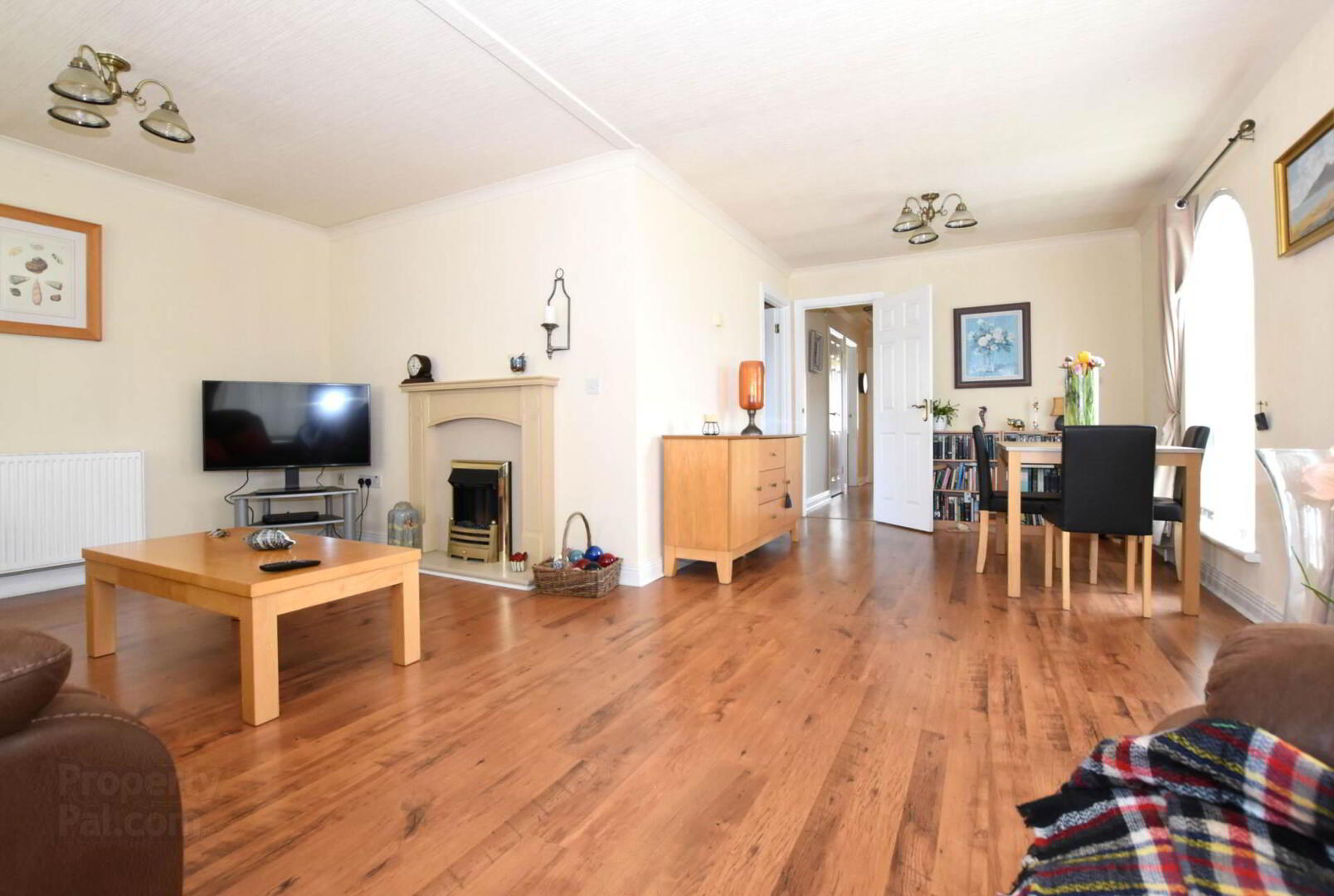 9 Kingfisher Way 6 of 22