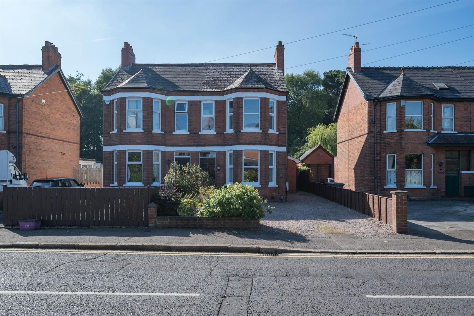 property description image