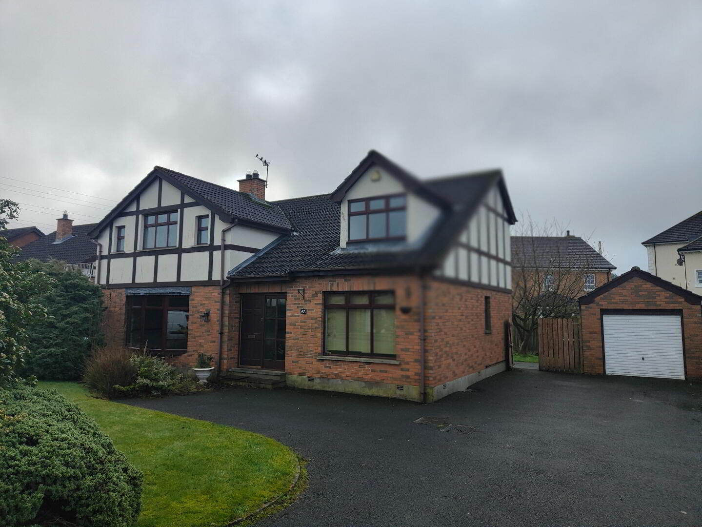 property description image