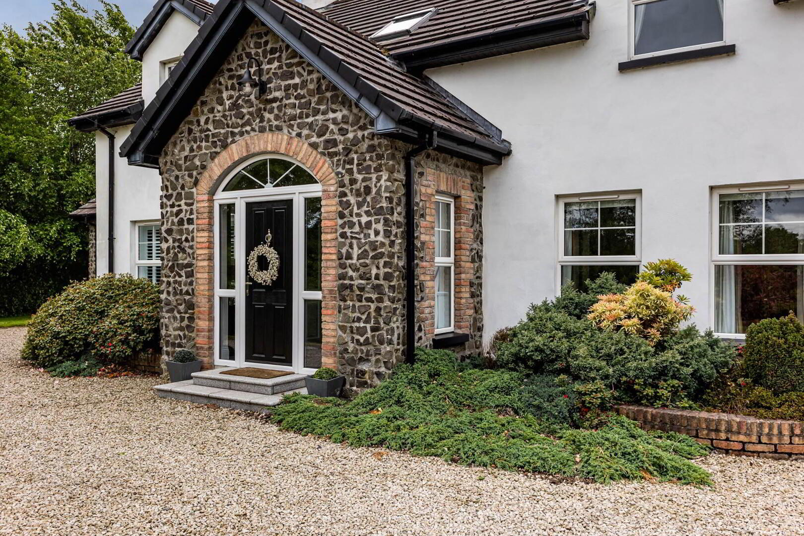 property description image