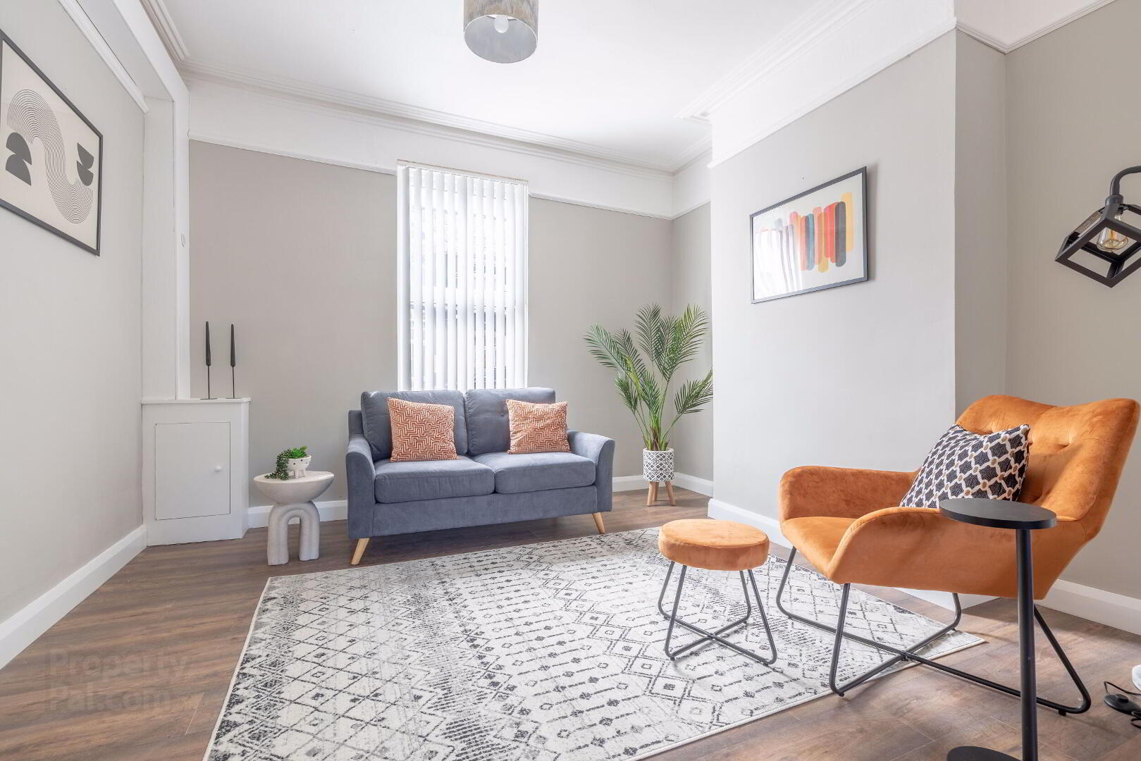 Room 4, 24 Windsor Avenue 5 of 41