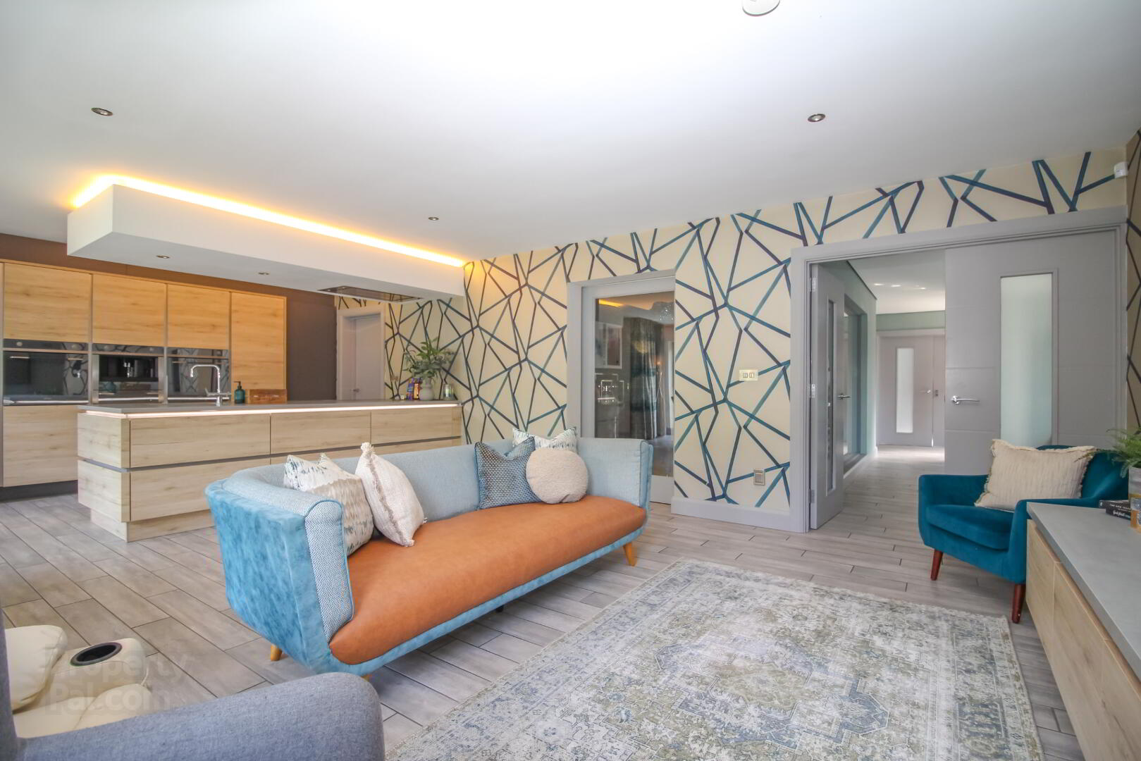 11a Dillons Avenue 10 of 52