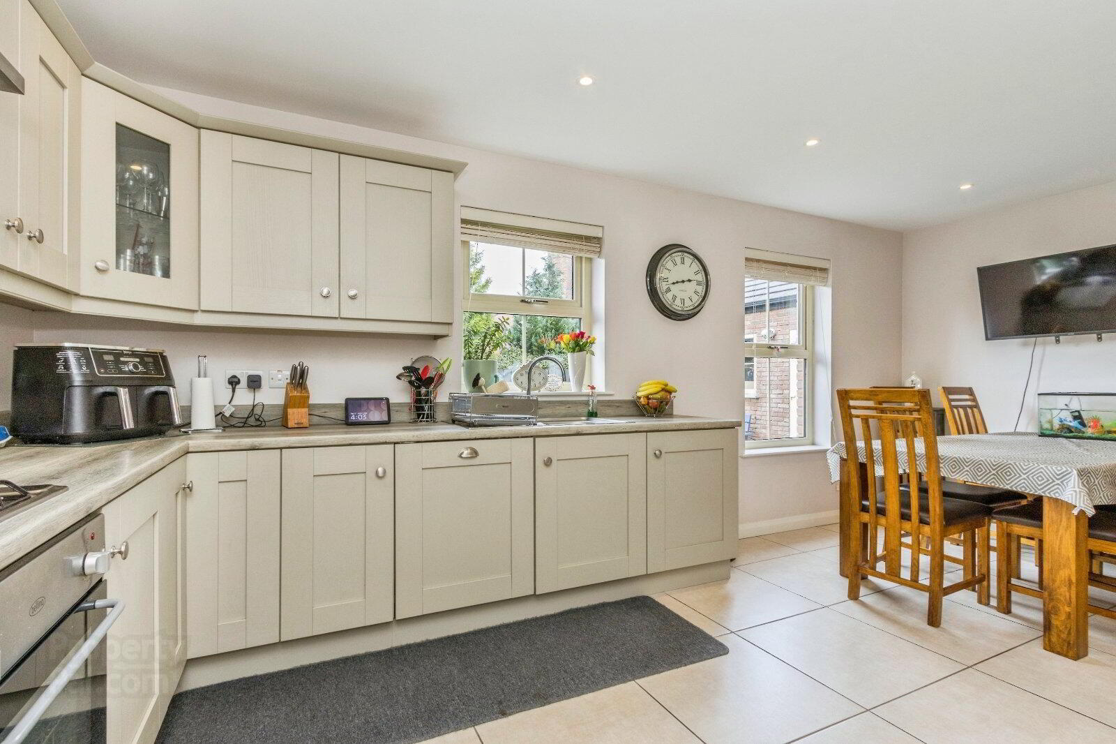 3 Ashfield Hall 5 of 20